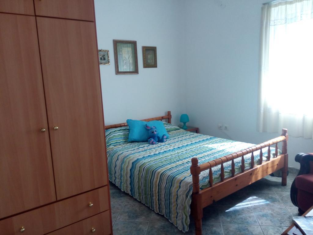 Anastasia - Efthimios Apartments Agios Konstantinos  Dış mekan fotoğraf