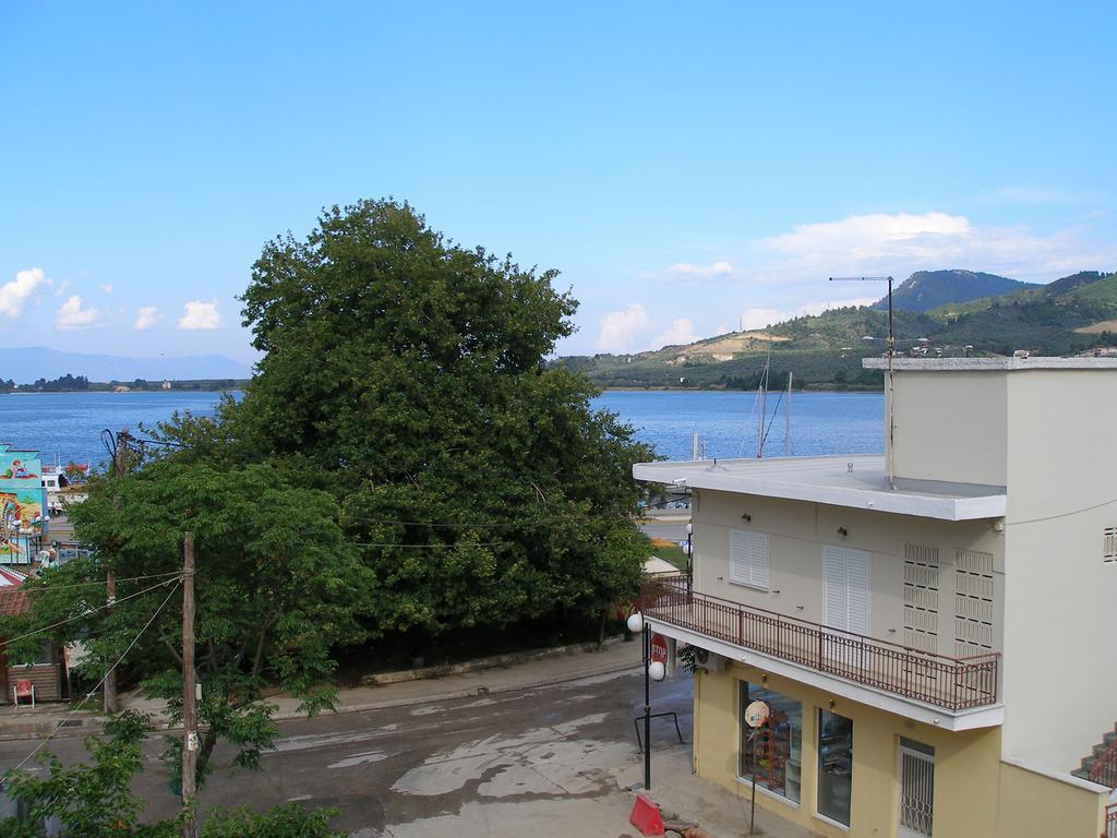 Anastasia - Efthimios Apartments Agios Konstantinos  Dış mekan fotoğraf
