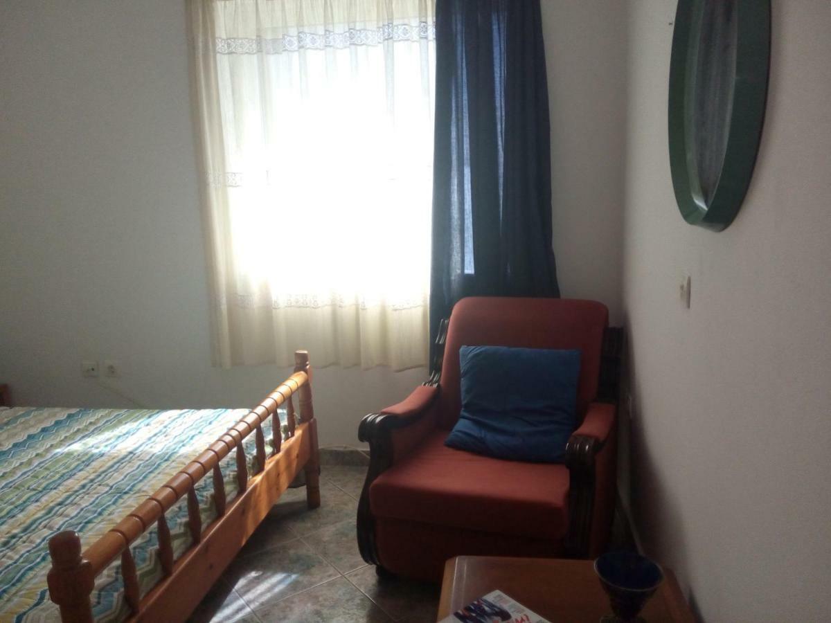 Anastasia - Efthimios Apartments Agios Konstantinos  Dış mekan fotoğraf